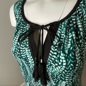 WHBM Pullover Sleeveless Top